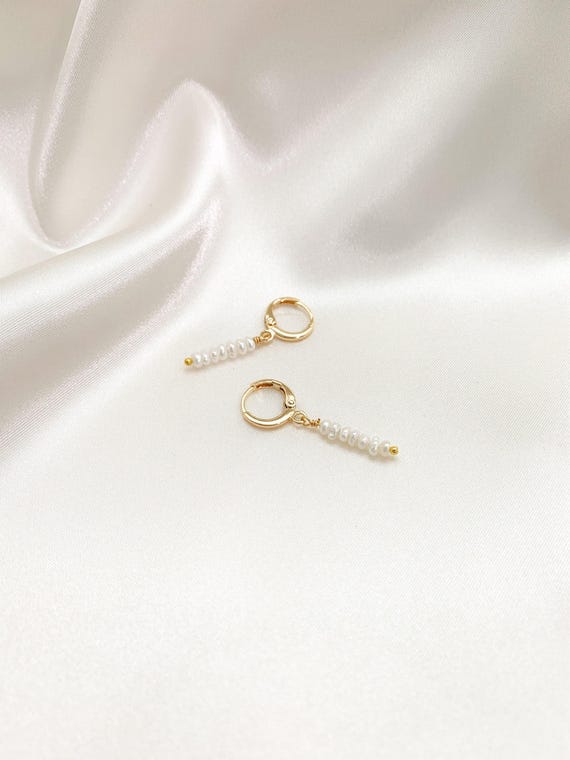 Pearl Bar Huggie Hoop Earrings – Freshwater Pearl Dangles on Gold Leverback Hoops
