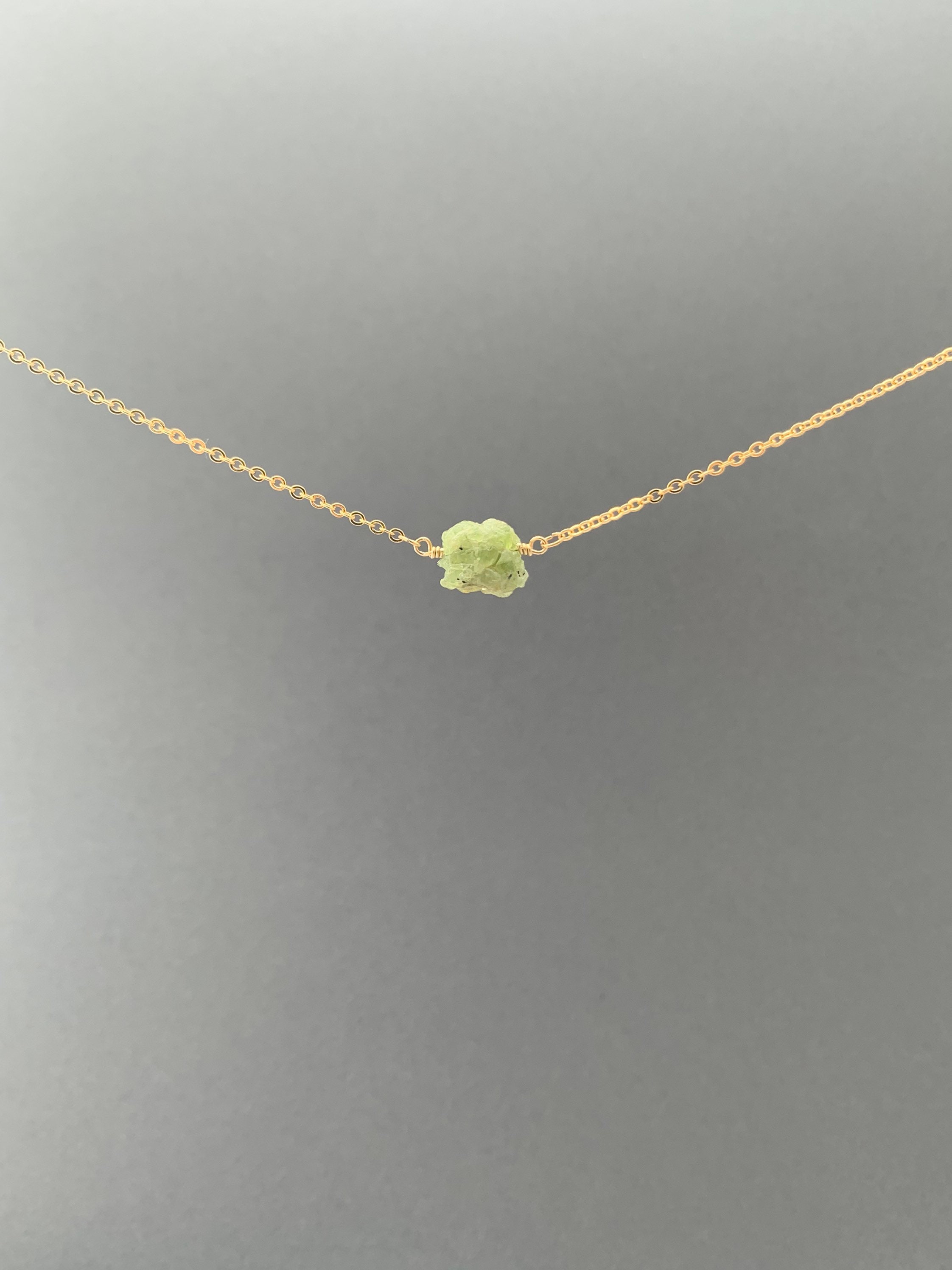 Peridot necklace, raw gemstone necklace, gifts for her, 14k gold fille —  San José Made