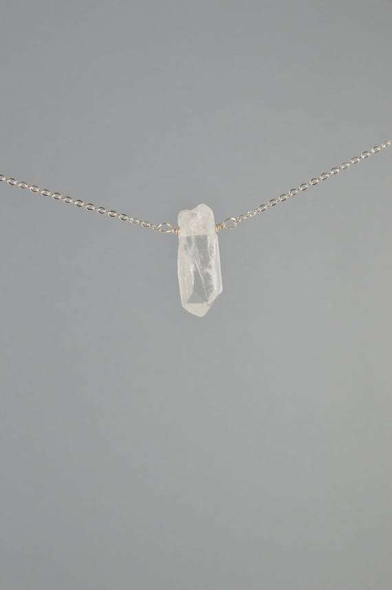 Clear Quartz Crystal Point Necklace – Raw Gemstone Pendant – Minimalist Gold or Silver Jewelry