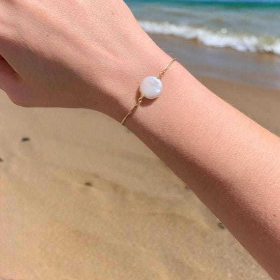 Coin Pearl Bracelet – White Baroque Keshi Pearl on Gold or Silver Plated Box Chain – Minimalist Jewelry