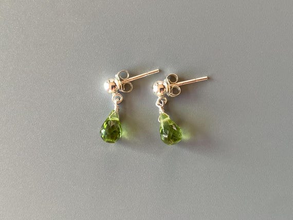 Peridot Stud Earrings – Teardrop Green Gemstone Jewelry – Handmade August Birthstone Gift