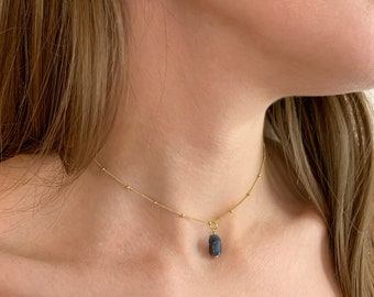 RAW SAPPHIRE Choker Necklace, Raw Blue Sapphire Gemstone Pendant Necklace 14k Gold Filled or Sterling Silver, September Birthstone Necklace