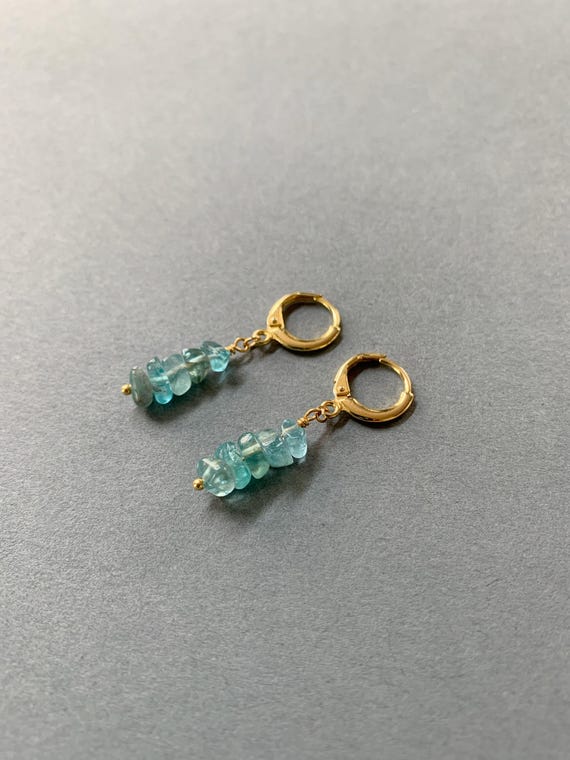 Apatite Gemstone Chip Huggie Hoop Earrings – Gold Plated Sterling Silver Leverback Dangles
