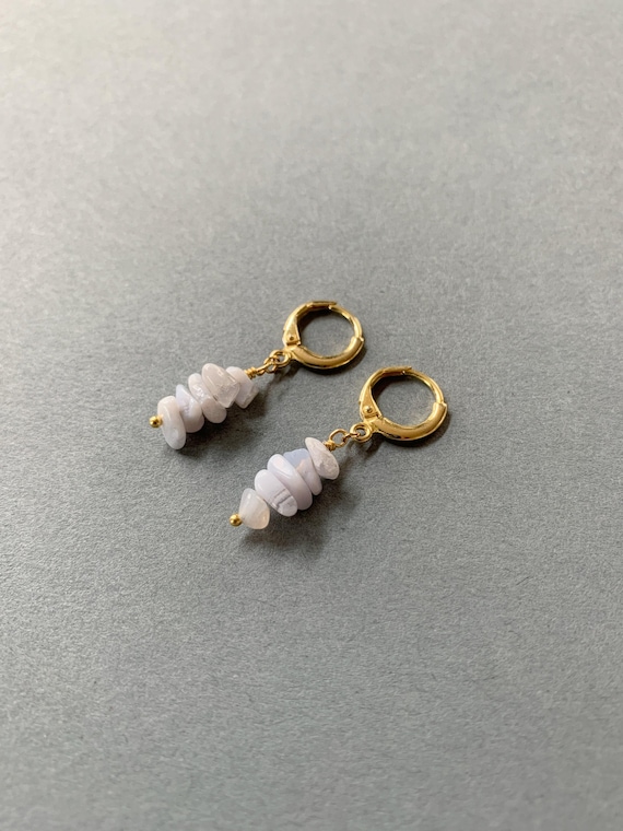 Blue Lace Agate Chip Huggie Hoop Earrings – Gold Plated Sterling Silver Gemstone Hoops