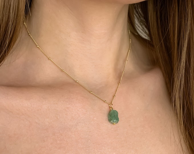 RAW GREEN AVENTURINE Crystal Choker Necklace, Raw Crystal Gemstone Pendant Necklace in 14k Gold Filled or Sterling Silver
