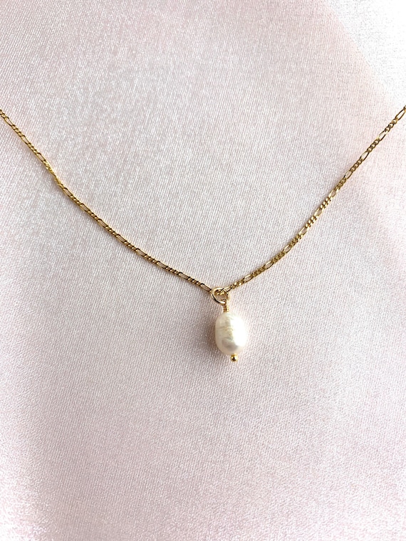 Freshwater Pearl Necklace – Potato Pearl Pendant on 14k Gold Filled or Sterling Silver Figaro Chain