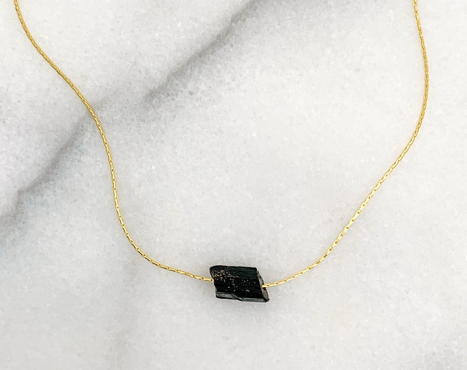 BLACK TOURMALINE Crystal Necklace on Beading Chain, Rough Gemstone Layering Necklace, Dainty Minimalist Gemstone Jewelry