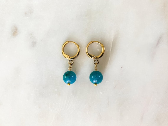 Huggie Earrings – Apatite Gemstone Hoops – Gold Plated Leverback Earrings