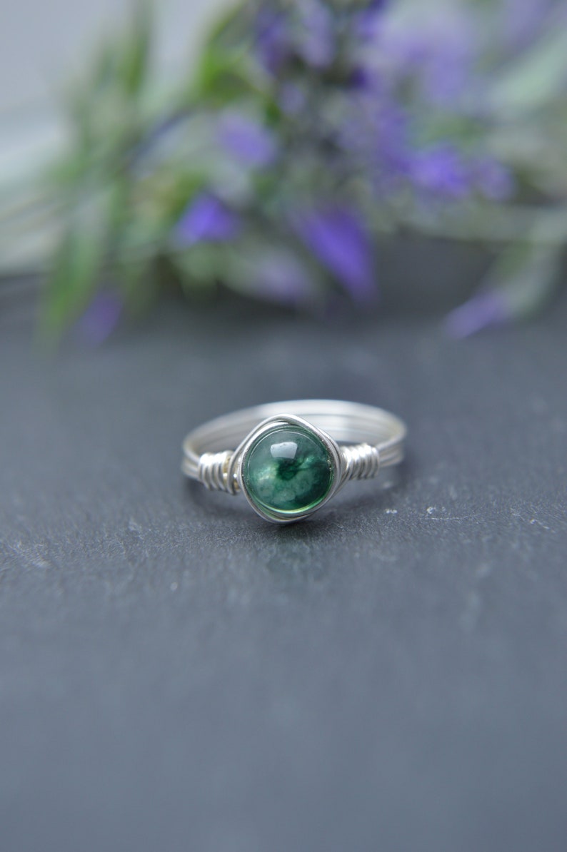 Emerald Wire Ring, Peridot Stone, August Birthstone, August Birthday, Boho Ring, Minimal Ring, Wire Wrapped Jewlery, August Birthday Gift image 1