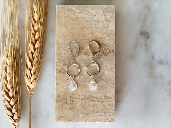 Rainbow Moonstone Hammered Circle Earrings – Leverback Faceted Pear Gemstone Drops