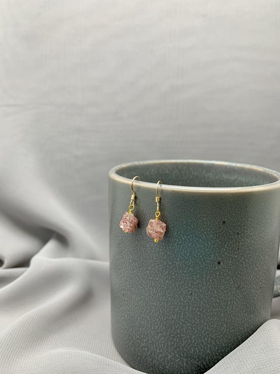 Raw Strawberry Quartz Earrings – Rough Gemstone Dangles in 14k Gold Filled or Sterling Silver – Pink Crystal Jewelry