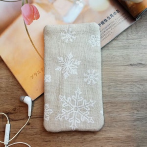 iPhone 11 Pro sleeve, phone sleeve, iPhone X phone case, samsung phone sleeve, ipod sleeve, iPod case Snowflakes P-225 image 4