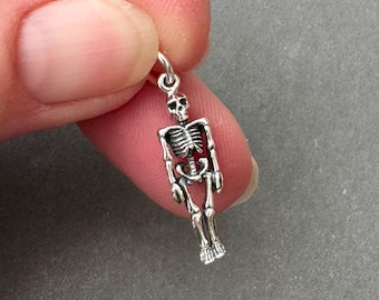 Sterling Silber 3D Skeleton Halskette Charm, Halloween Anhänger Gothic Schmuck, Tag der Toten Armband Charm, Talisman Charm