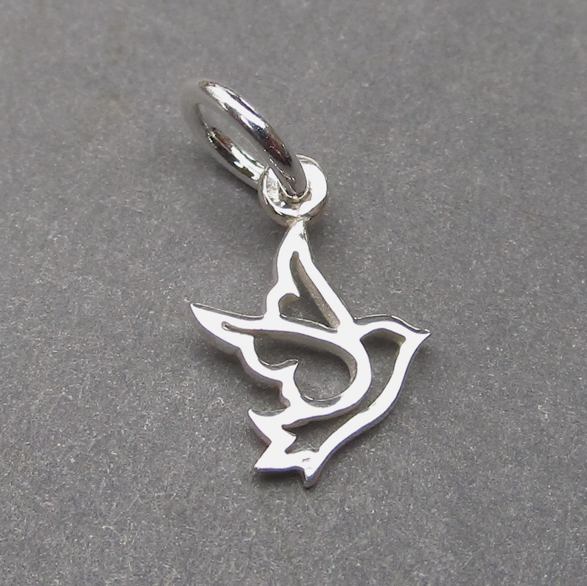 小さなスターリングシルバーの鳩ツバメ鳥ネックレスチャーム