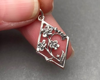 Sterling Silver Forget Me Not Flower Necklace Charm, DIY Jewelry Making Supply Finding