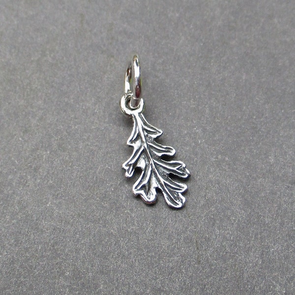 Oak Leaf Sterling Silver Necklace Charm, Family Tree Jewelry Charm, Gift for Mom, Necklace Pendant, Nature Bracelet Charm