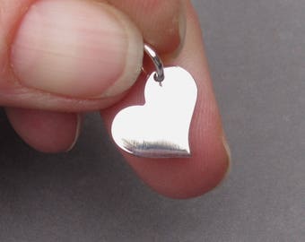 Charme de collier de coeur en argent sterling, cadeau de la Saint-Valentin, pendentif de collier de coeur, charme de bracelet, cadeau pour elle, cadeau pour maman, charme d’amour