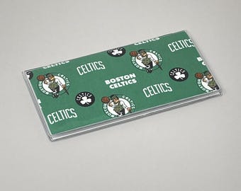 Cubierta de chequera con el logotipo de los Boston Celtics