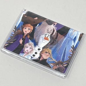 Mini billetera con tarjetero y personajes de Frozen