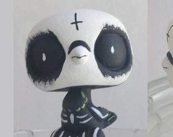 Gothic - Corpse Paint - Bird - Skeleton - Custom, Littlest Pet Shop, LPS, OOAK - Halloween - Goth - Parakeet