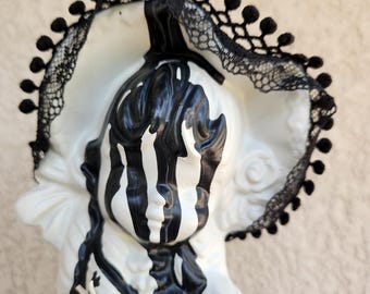 Victorian Gothic Haunted Girl - doll figure figurine melting horror creepy decor