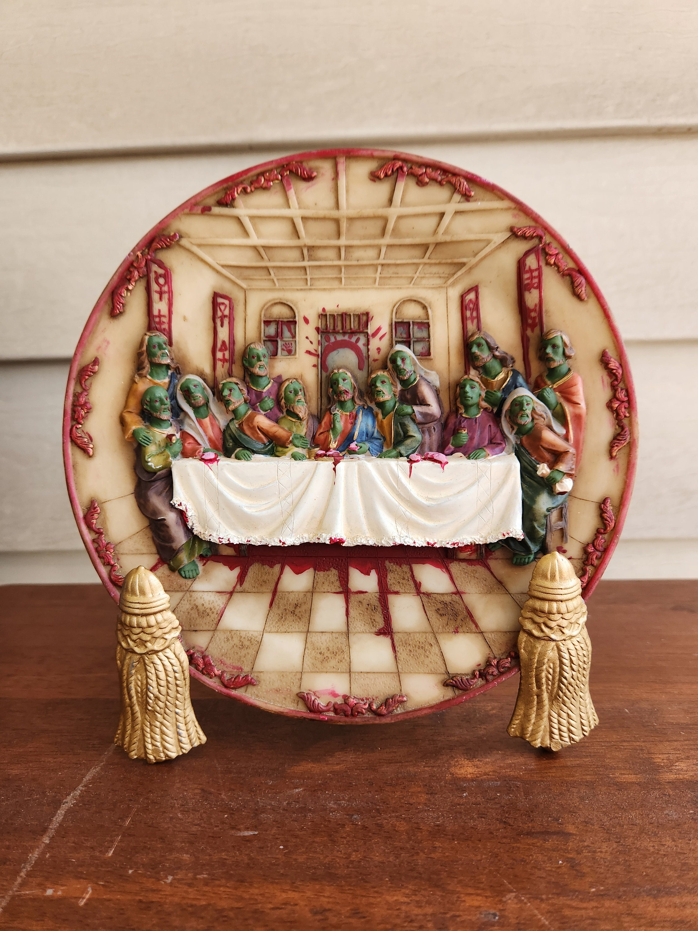 Supreme最後の晩餐Last Supper Ceramic Ashtray SUPREME LAST SUPPER ASHTRAYS [2 PIECES] | The Supreme Vault