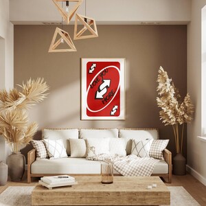 Arte murale Love You More, stampa di carte da gioco retrò alla moda, poster rosso invertito Uno, decorazione con citazione preppy, regalo romantico, arte da appartamento femminile