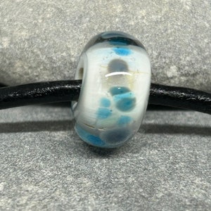 Blaue Sprenkel, Lampwork GlasPerle