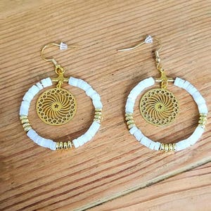 Mother-of-pearl earrings