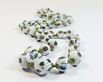 Vintage Venetian Millefiore Bead Necklace, Murano Venetian Matched Cane White Green Millefiore Graduated Size Glass Beads Necklace