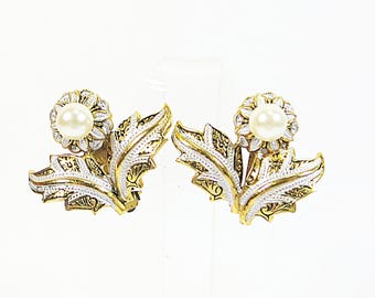Orecchini a clip damascati anni '80, orecchini vintage non forati con fiori e foglie di cardo damascati, neri, argento, oro con perle di vetro e smalto