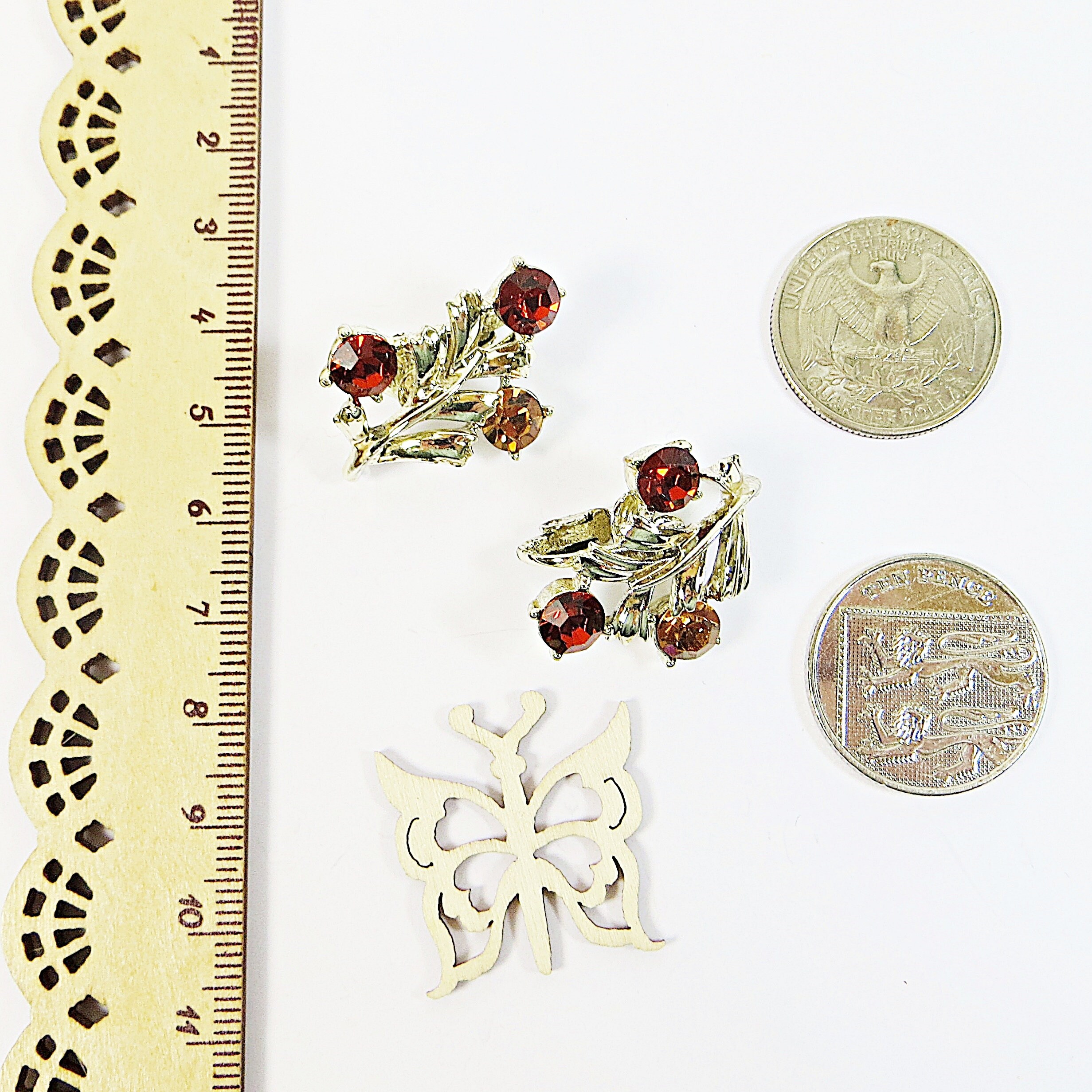 Boucles D'oreilles Vintage Années 60 à Clip, Cristaux étincelants, Look Rétro !