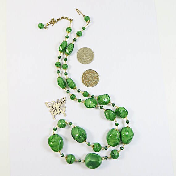 1930s Bohemian Glass Grass Green Satin Beads Rest… - image 10
