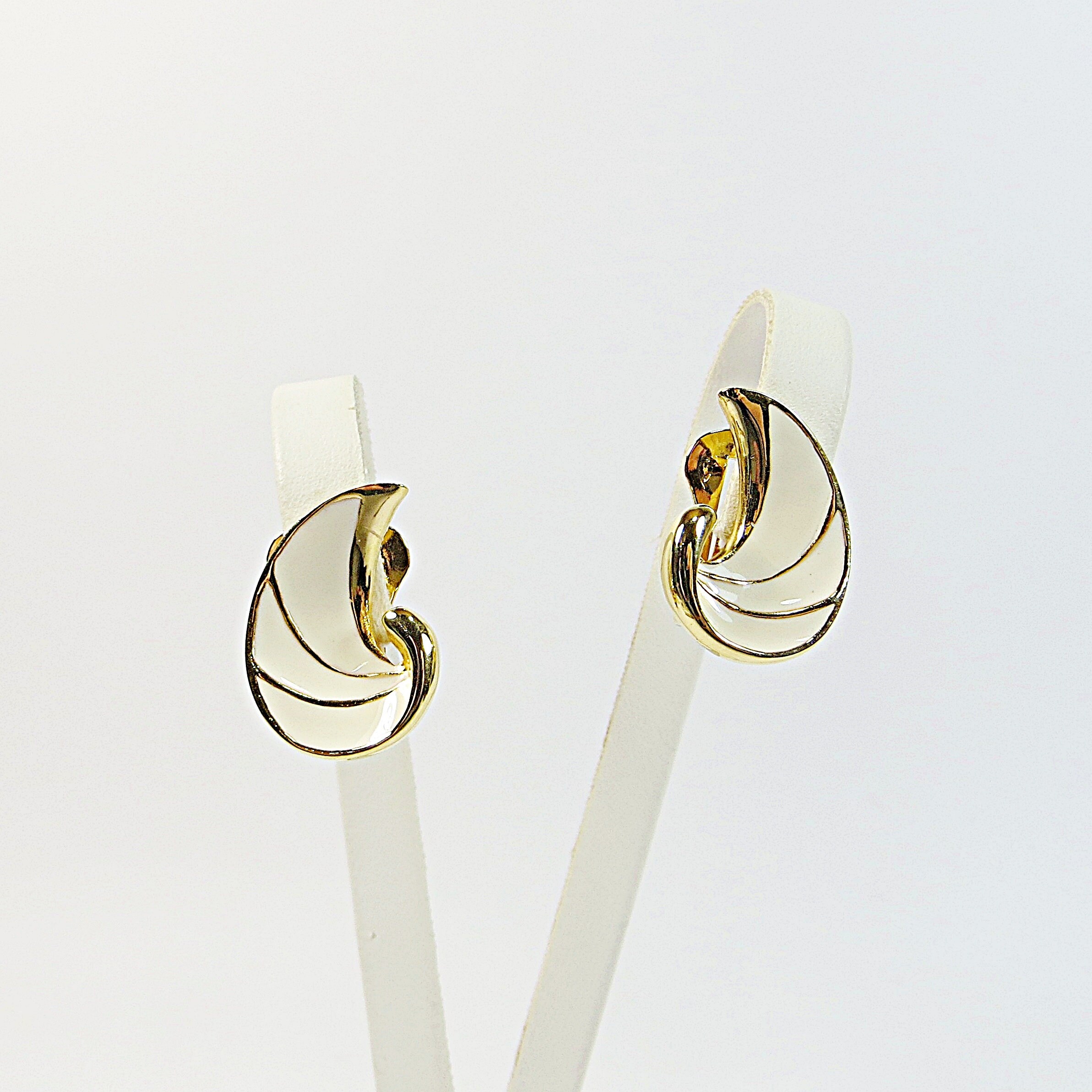 Boucles D'oreilles Vintage Clip Oslo - Motif Soleil Doré Avec Strass Bleu - Signées - Occasion