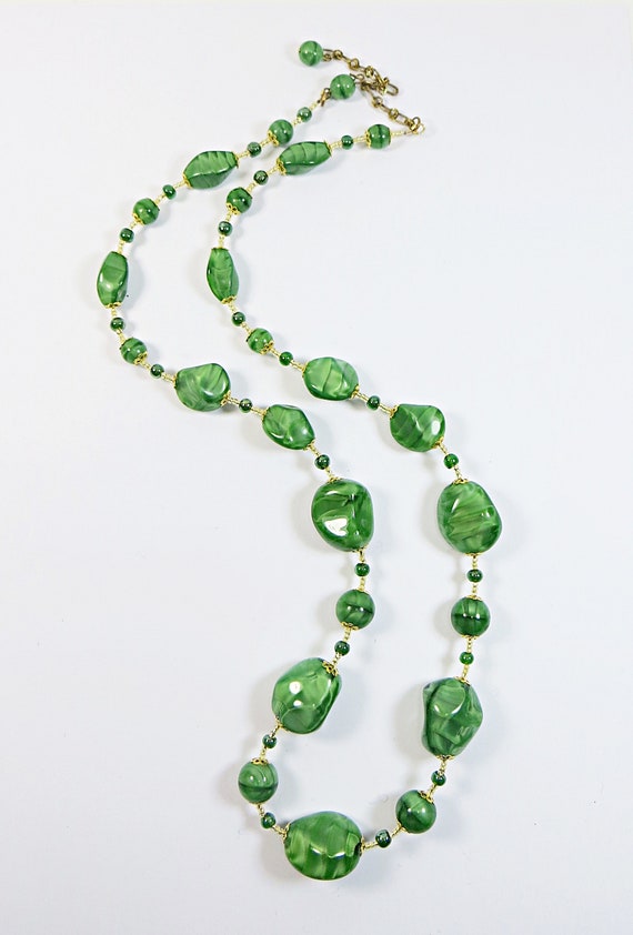 1930s Bohemian Glass Grass Green Satin Beads Rest… - image 5
