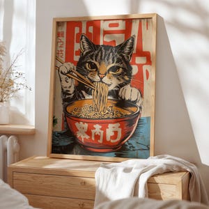 Vintage Katze, die Nudeln isst Poster, Retro Wandkunst, Coole Katzen Dekoration, Asiatisch inspirierter Kunstdruck, Einzigartiges Geschenk für Katzenliebhaber, Küchen Wanddekoration