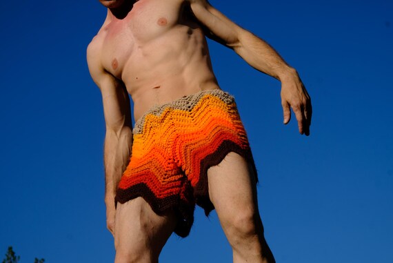 Crochet Shorts Gradient Orange ZigZag Points L