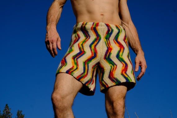 Croche Shorts White Rainbow ZigZags Wool L