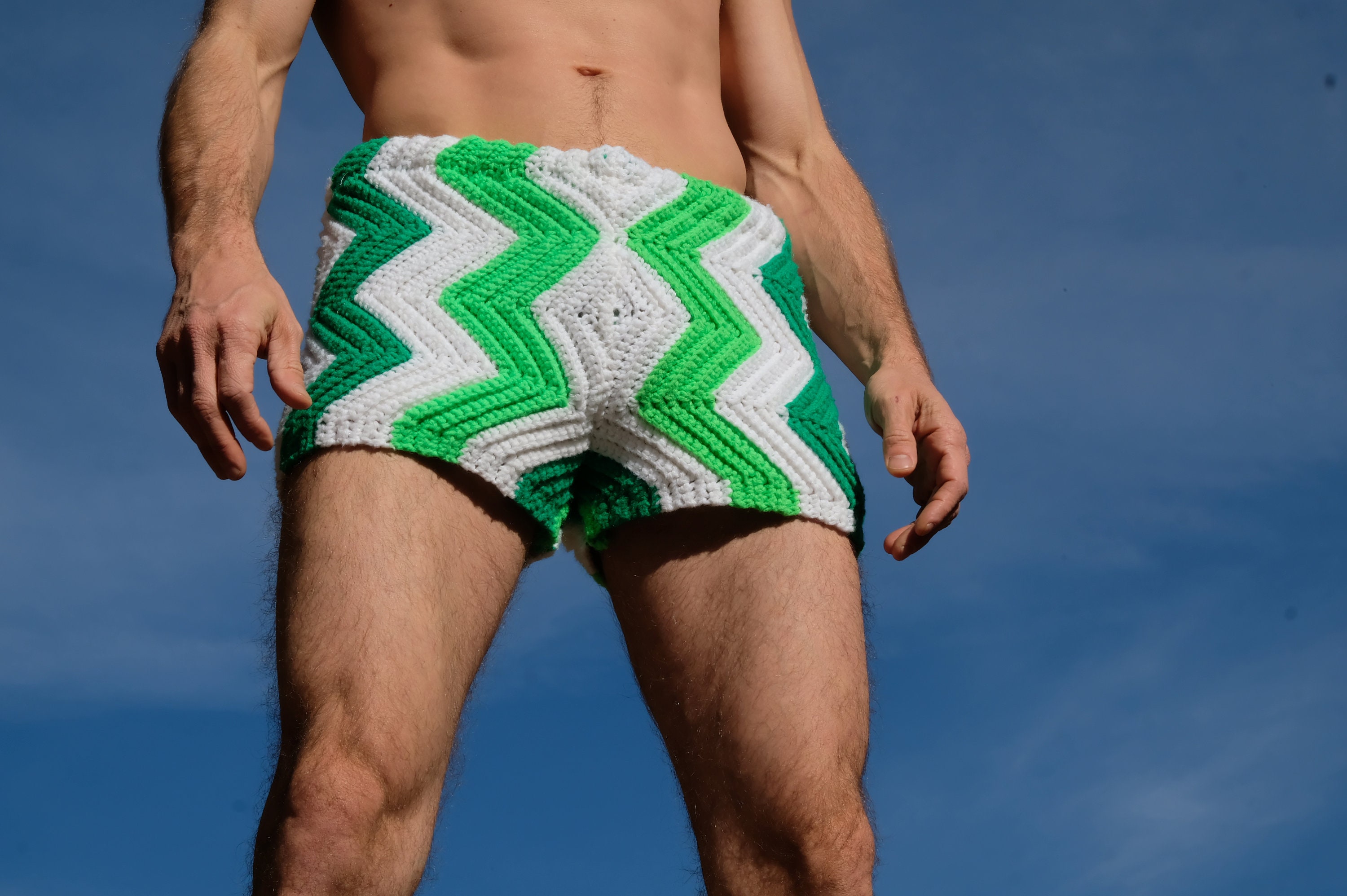 and Green White M Shorts Crochet Box ZigZag Shorts