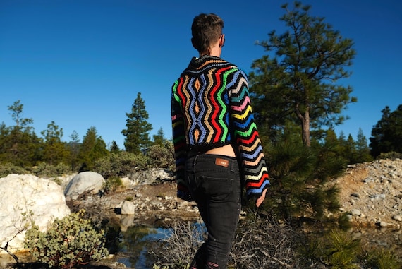 Crochet Crop Top Multicolor Stripes on Black ZigZag M