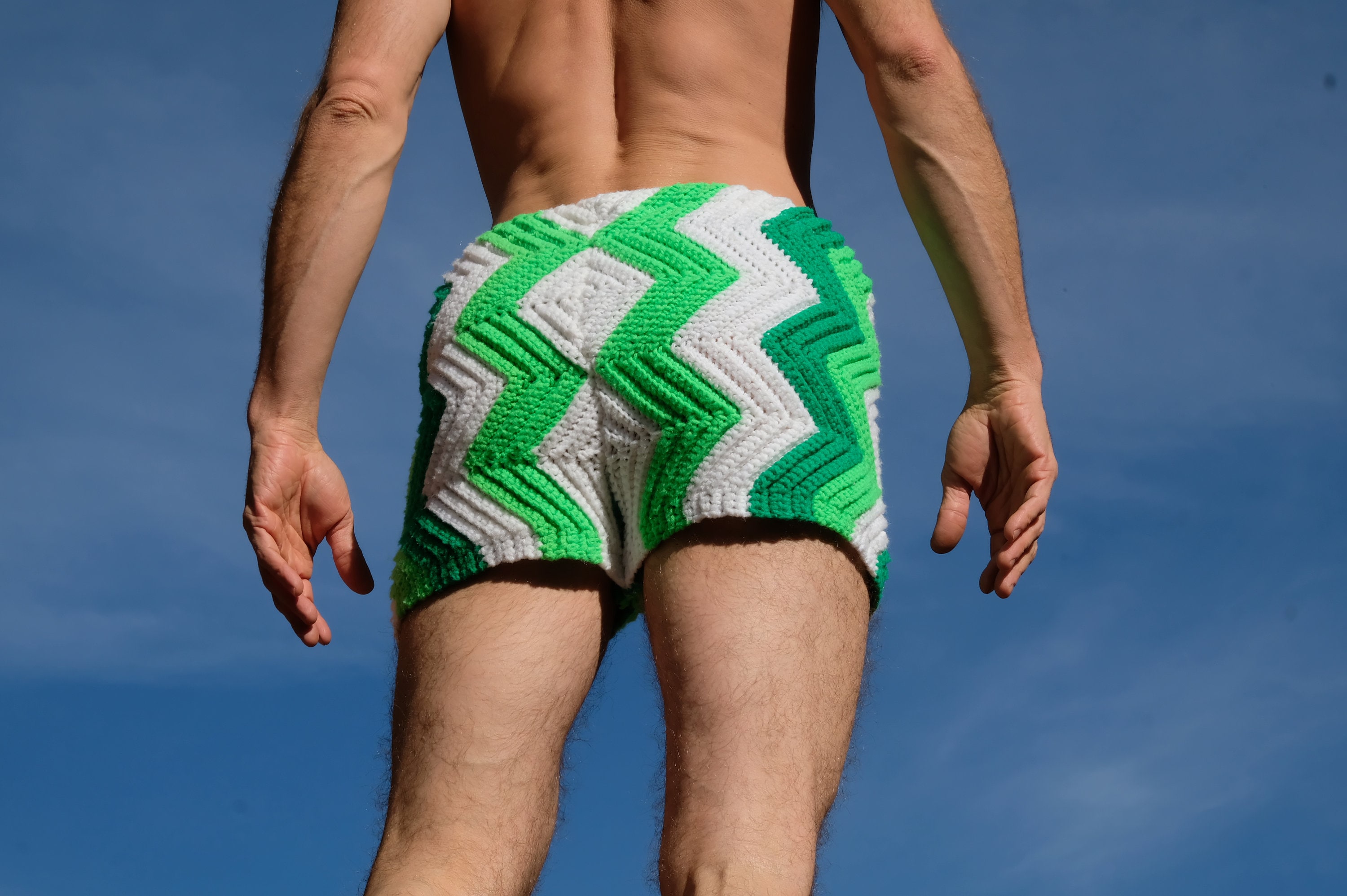 Crochet Shorts Green and White ZigZag Box Shorts M