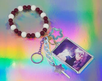 Llavero de muñeca con dijes y foto del anime Jujutsu Kaisen Satoru Gojo – Cuentas de silicona