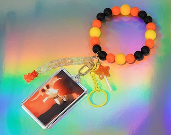 Llavero de muñeca con dijes y foto del anime Jujutsu Kaisen Ryomen Sukuna – Cuentas de silicona