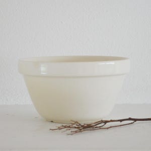 Small Vintage English Pudding Basin Bowl, Ironstone Mixing Bowl, Vintage Mixing Bowl, Farmhouse Bowl, Stoneware Mixing Bowl, Ironstone Bowl