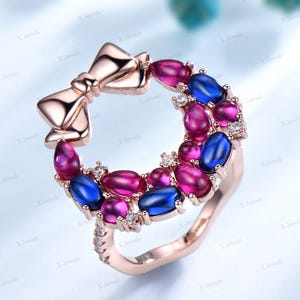 Bague Nœud avec Saphirs Rose et Bleu, Bague Croissant Tendance en Argent 925 Plaqué Or Rose, Cadeau