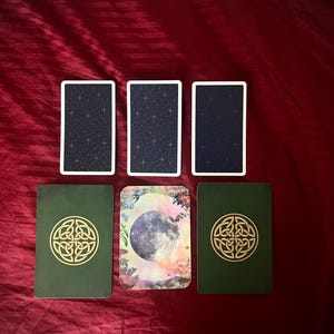 New Moon on August 23, 2025 Spread - Psychic Tarot Reading (3 Universal Waite Deck, 2 Celtic Tree Oracle + 1 Celestial Oracle)