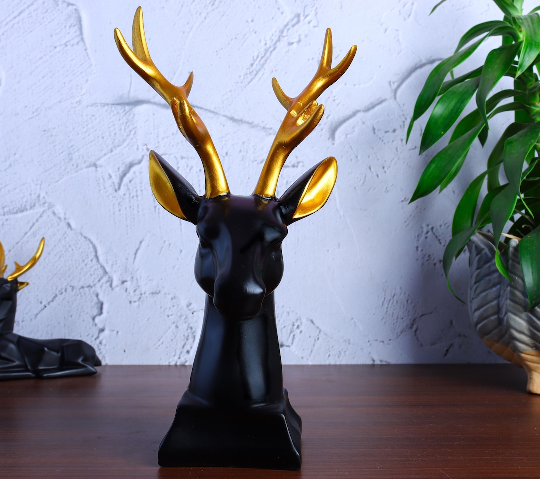 黒樹脂製鹿の頭像：金の角、モダンな室内装飾 - Etsy 日本