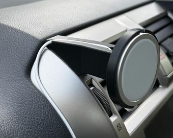 Lexus GX460 MagSafe Charger Phone Mount (2010-2021)