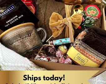 Luxury Burr Box Gift Box Spa Package Relax Care Throw Deluxe Present for Wife Vintage Coffee Mug Hot Cocoa Blanket Mom Girlfriend Cute