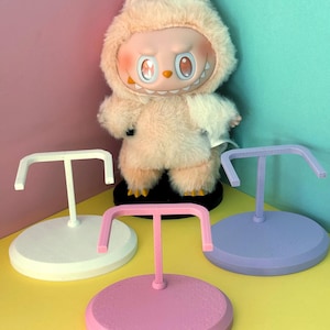 Doll stand, fits Labubu ‘Big Into Energy’, Labubu gift, Labubu accessories, Labubu outfit, Made in USA, 3D printed